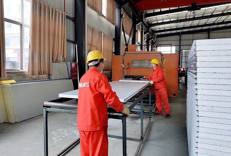 �ʸְ���������