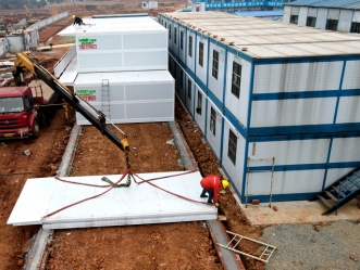 �ڷ��۵�ʽ��װ�䷿�ʹ��ʽ��װ�䷿����������Щ��